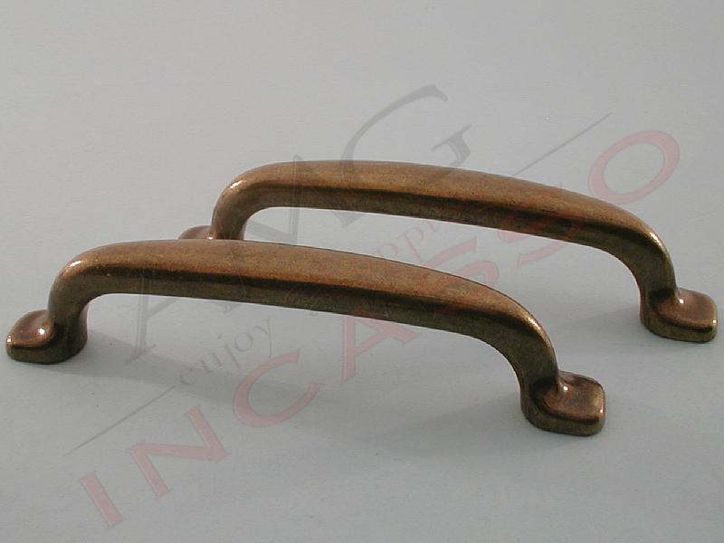 Maniglia classica pomolo pomello 680 distanza tra i fori 9,6 ottone antico cucina